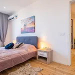 Bright Apartments - 2 Bedroom
