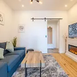 Bright Apartments - 2 Bedroom