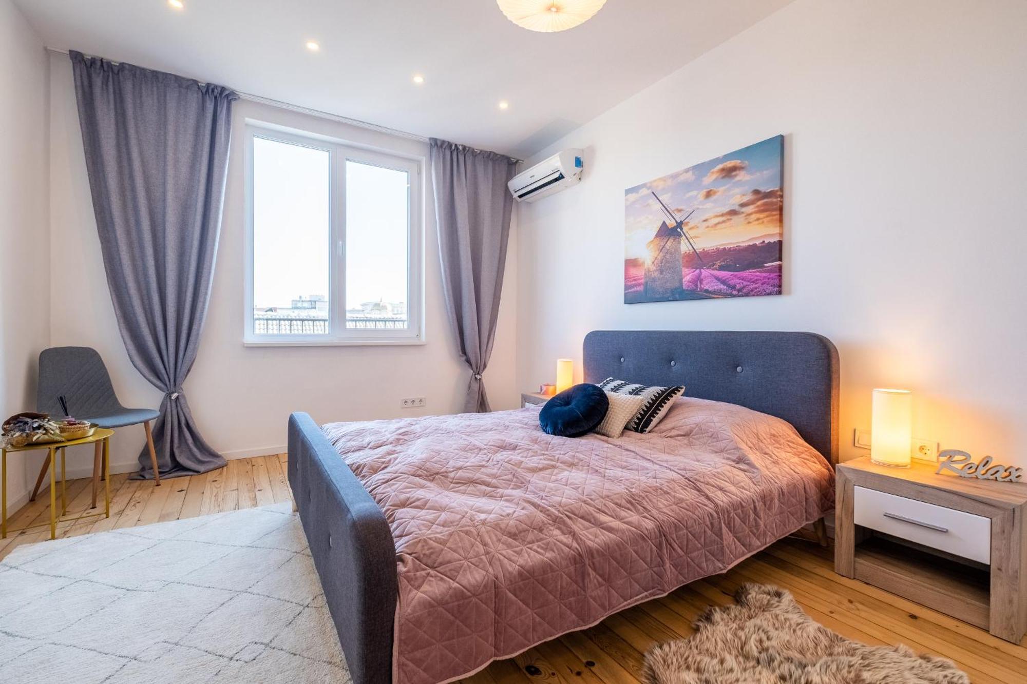 Bright - 2 Bedroom * Sofía