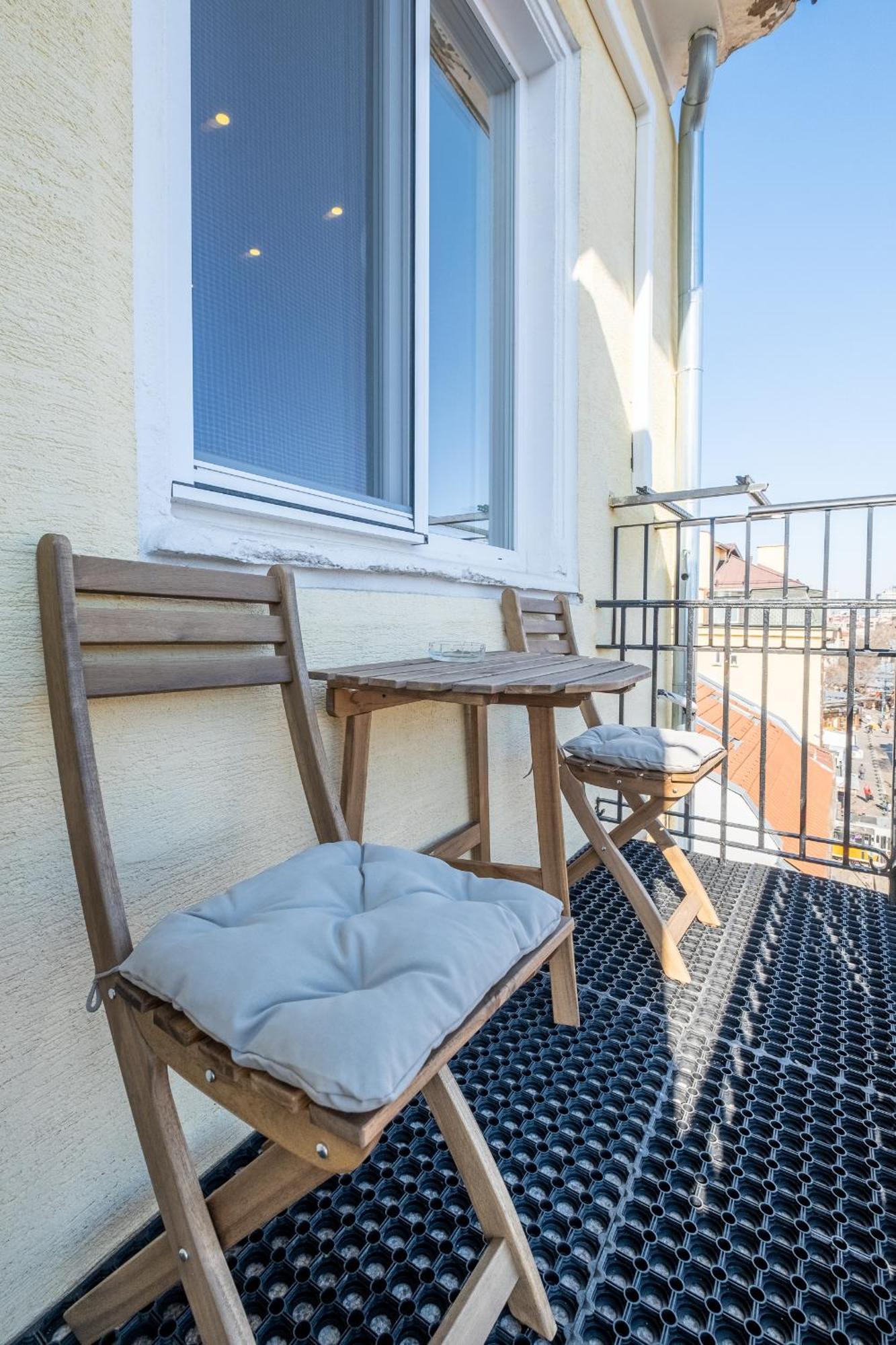 Bright - 2 Bedroom Sofía